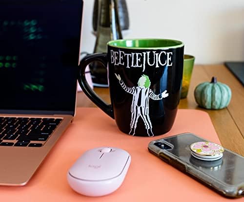 Silver Buffalo Beetlejuice Дух с най-извити керамична чаша | Големи чаши за кафе и чаши за напитки, стоки от първа необходимост за дома